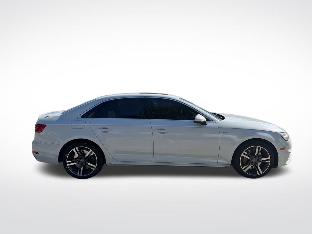 2017 Audi A4 2.0T Premium Plus Quattro photo 3