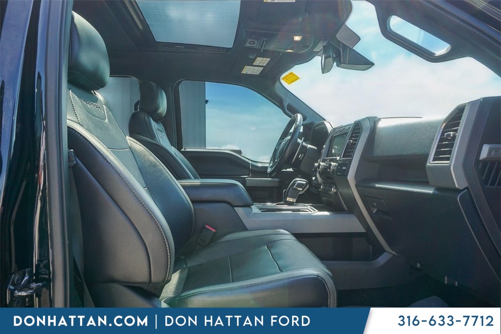 2017 Ford F-150 Raptor photo 23