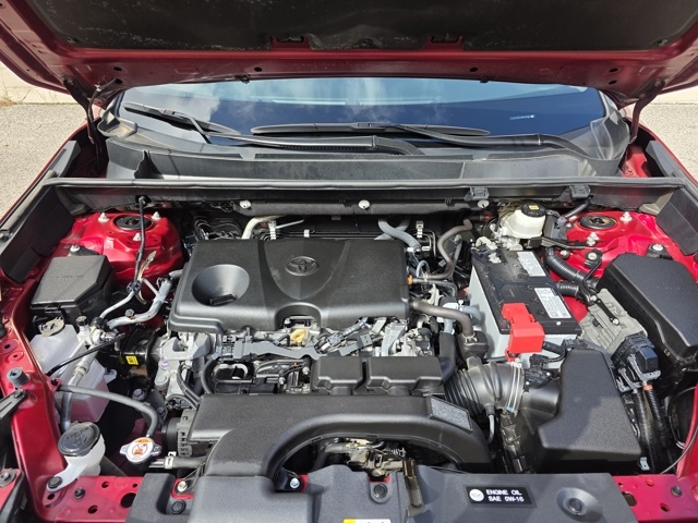 2021 Toyota RAV4 XLE photo 26