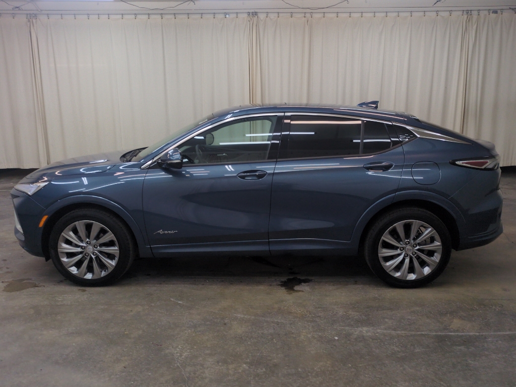 2024 Buick Envista Avenir photo 8