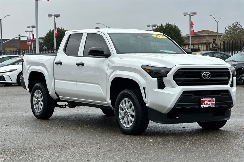 2025 Toyota Tacoma SR 4x4 Double Cab photo 2