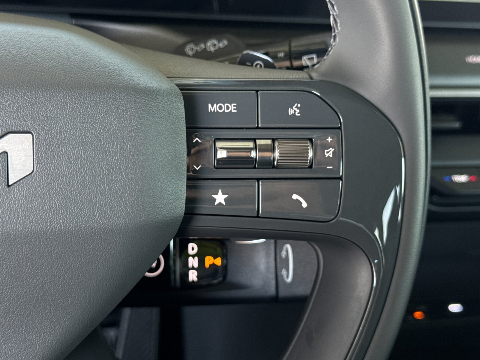 2026 Kia EV9 Wind photo 27