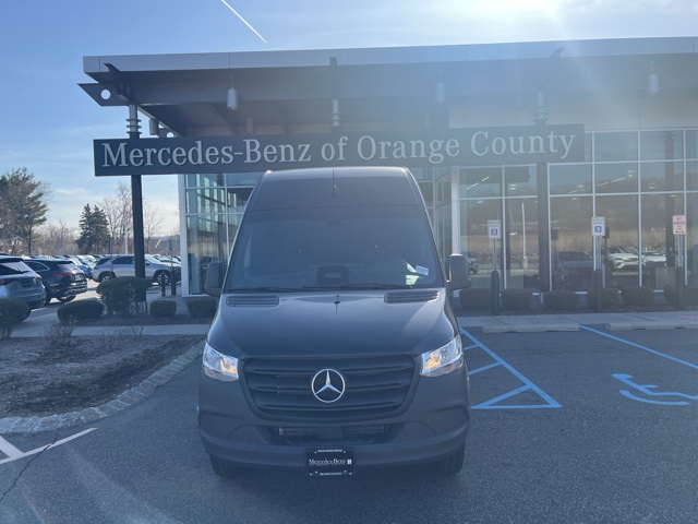 2025 Mercedes-Benz Sprinter Cargo Van Base's photo