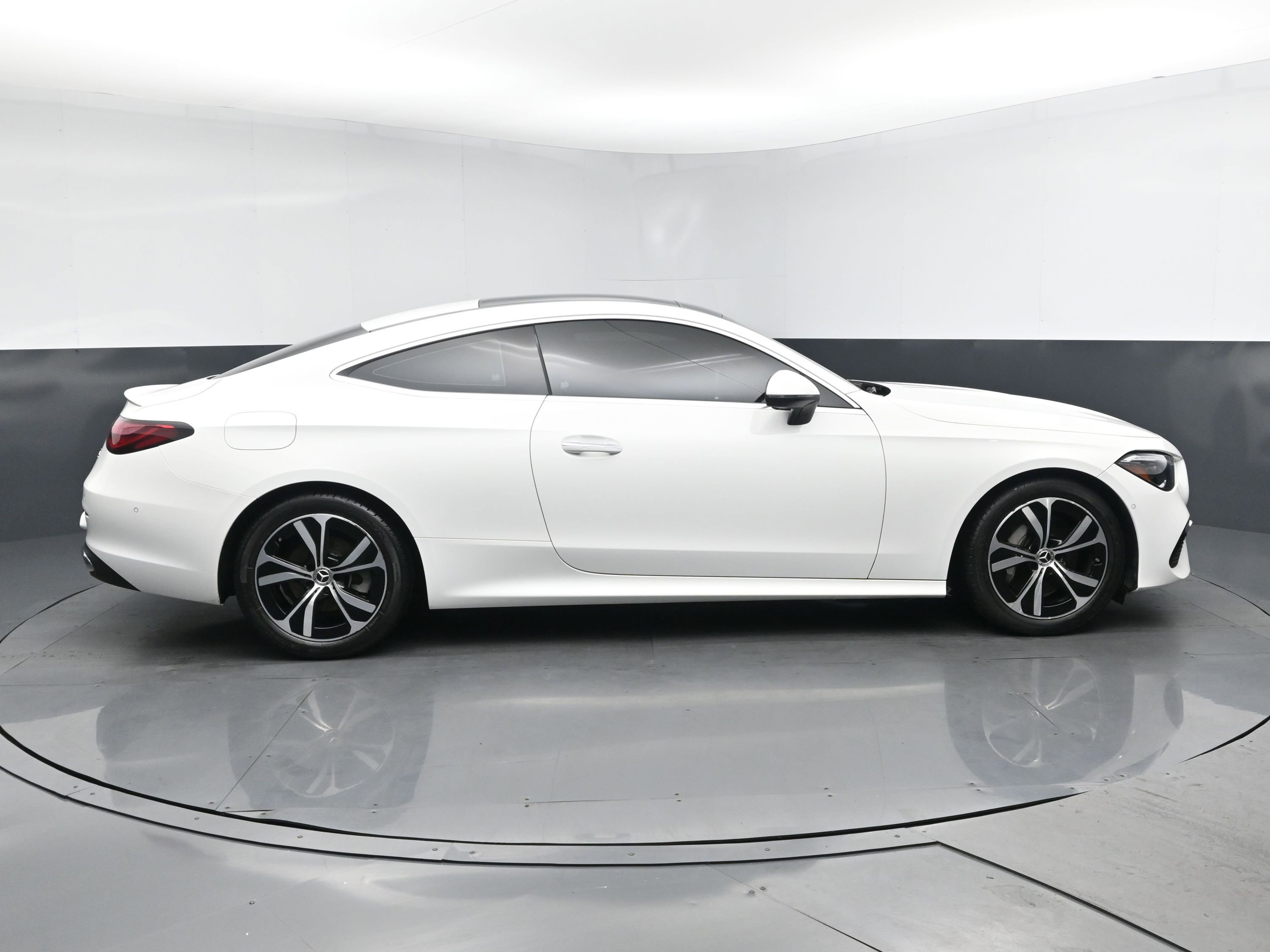 2024 Mercedes Benz CLE 300 4MATIC photo 3