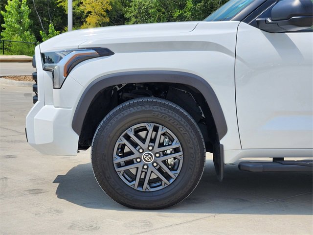 2024 Toyota Tundra SR5 photo 9