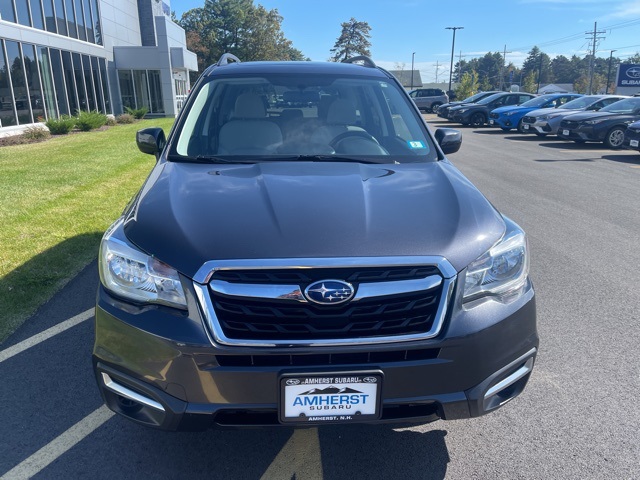 2018 Subaru Forester 2.5i Premium photo 2