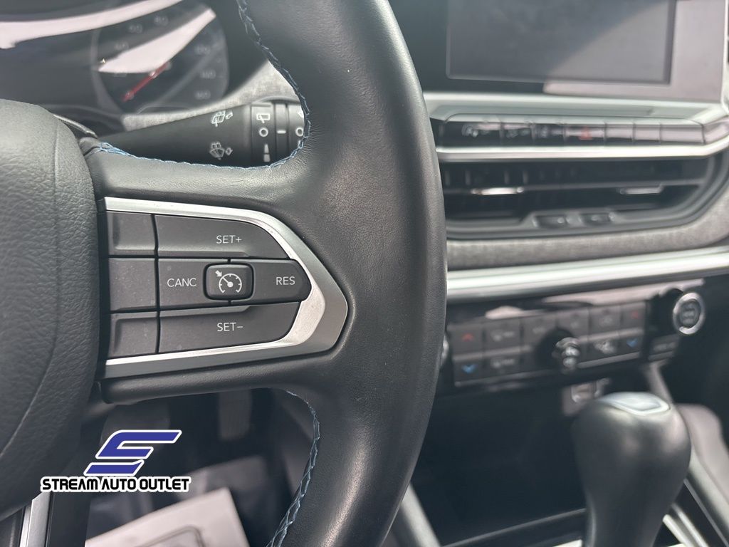 2022 Jeep Compass Latitude photo 23