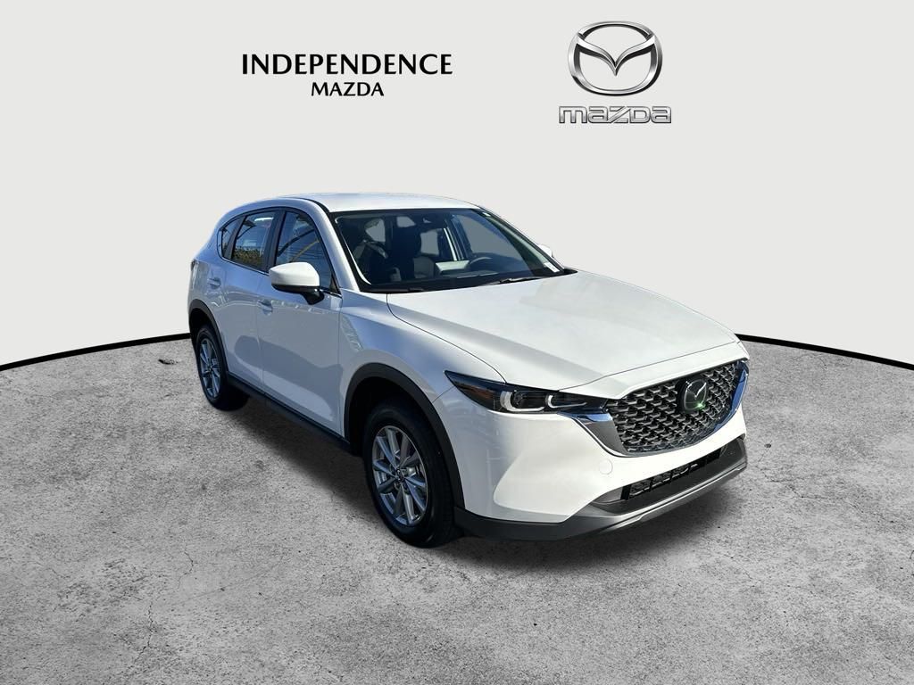 2025 Mazda CX-5 S's photo