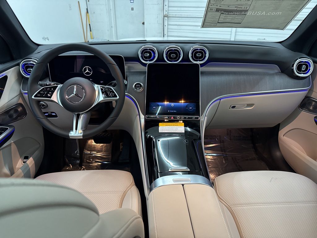 2026 Mercedes Benz GLC 300 photo 21