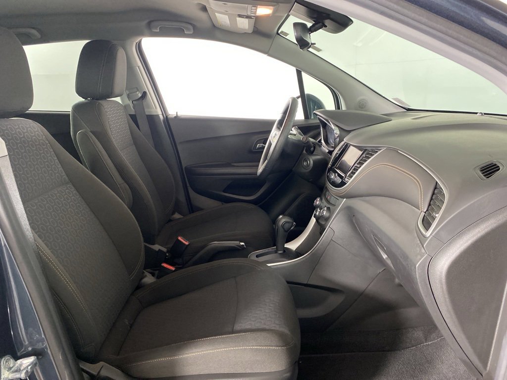 2022 Chevrolet Trax LS photo 22