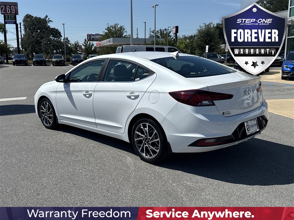 2020 Hyundai Elantra Limited photo 3