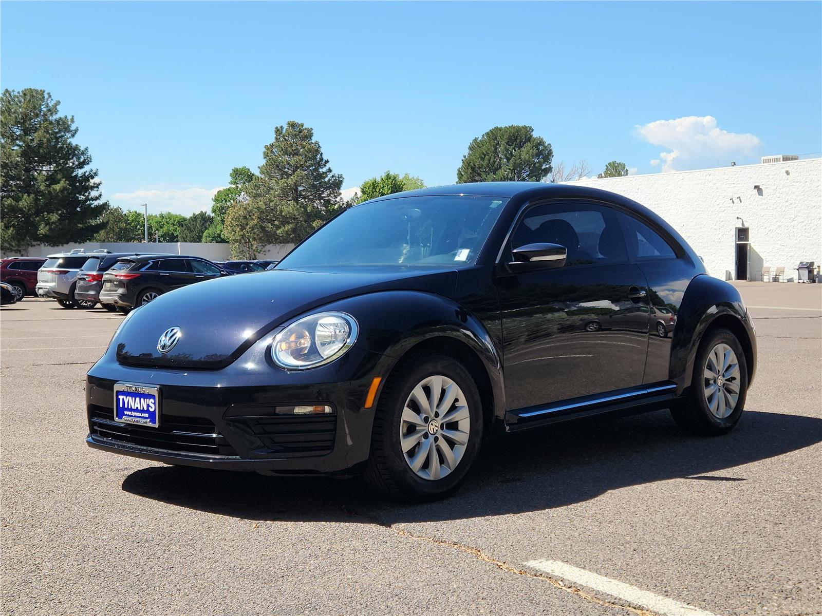 2019 Volkswagen Beetle S photo 6