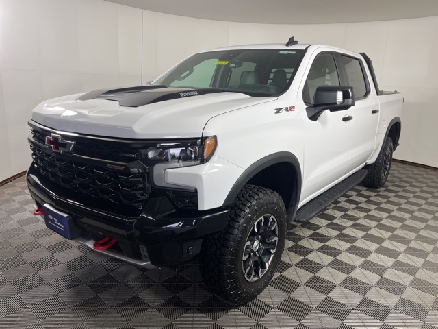 2024 Chevrolet Silverado 1500 ZR2 photo 3