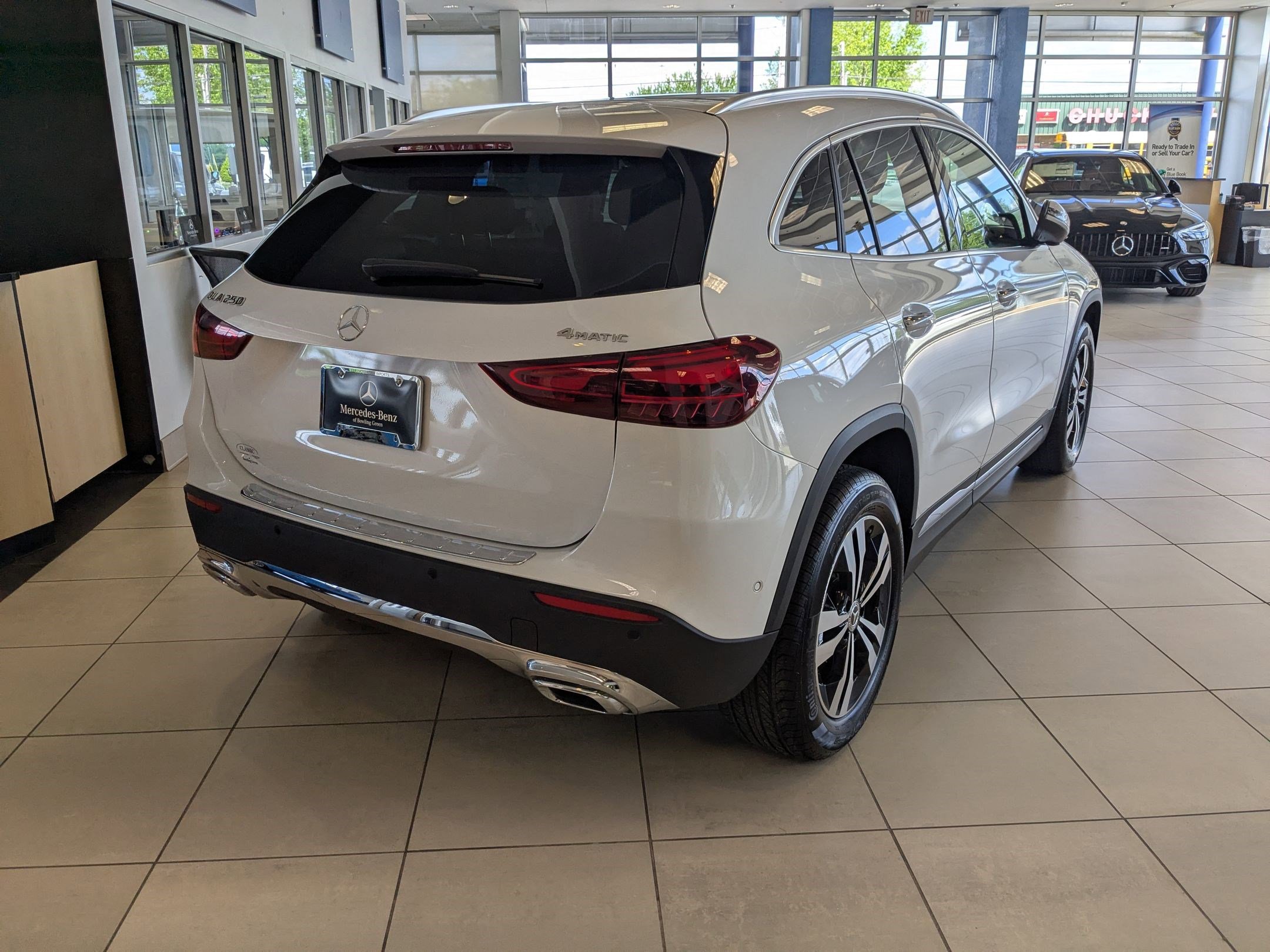 2024 Mercedes Benz GLA 250 4MATIC photo 5
