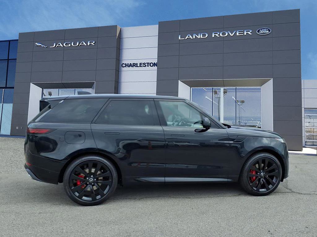2025 Land Rover Range Rover Sport SE photo 5