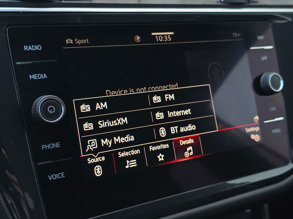 2022 Volkswagen Tiguan SEL Premium R-Line photo 28