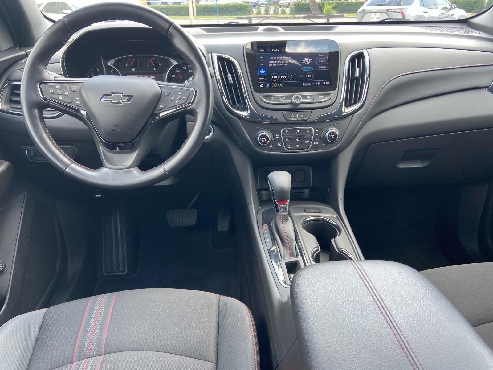 2022 Chevrolet Equinox RS photo 2