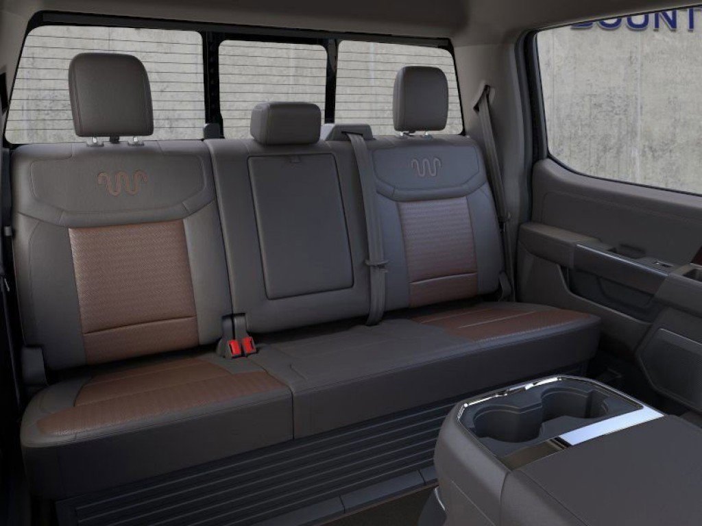 2025 Ford F-350 King Ranch photo 11
