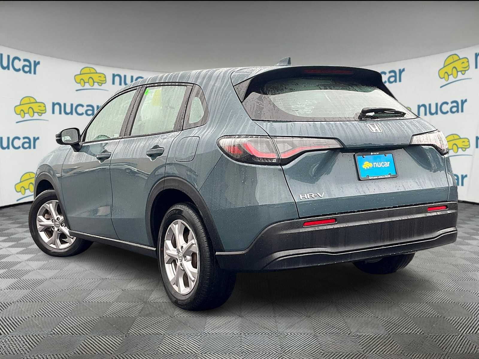 2023 Honda HR-V LX photo 4