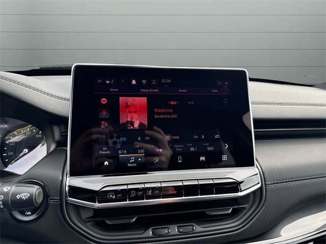 2025 Jeep Compass Latitude photo 15