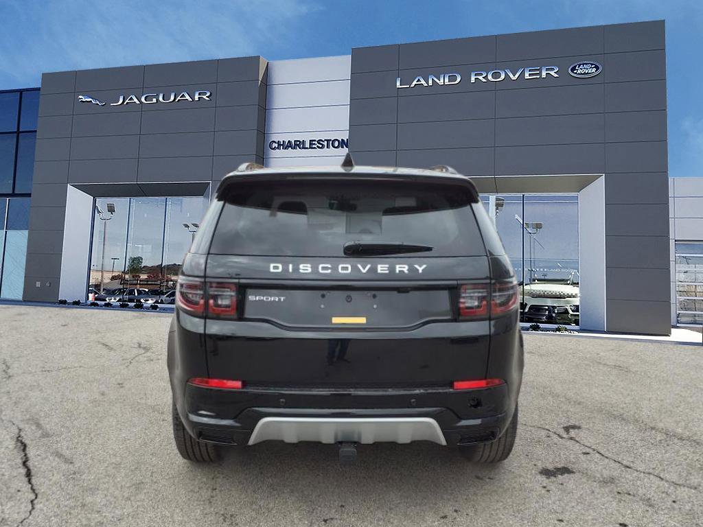 2025 Land Rover Discovery Sport S photo 4