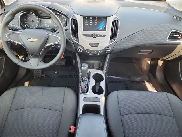 2018 Chevrolet Cruze LS photo 21
