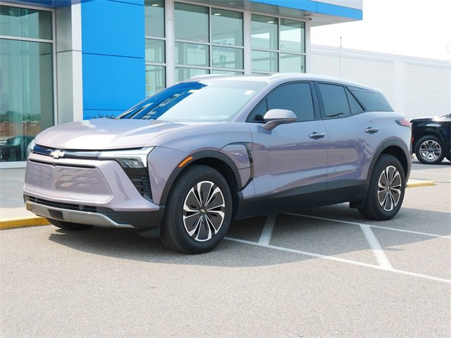 Used 2024 Chevrolet Blazer EV LT with VIN 3GNKDBRJ3RS201487 for sale in Roseville, Minnesota