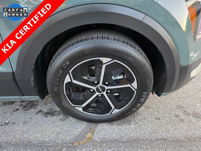 2024 Kia Niro Plug-In Hybrid EX photo 9