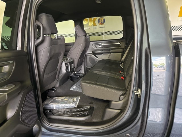 2025 Ram 1500 Big Horn photo 21