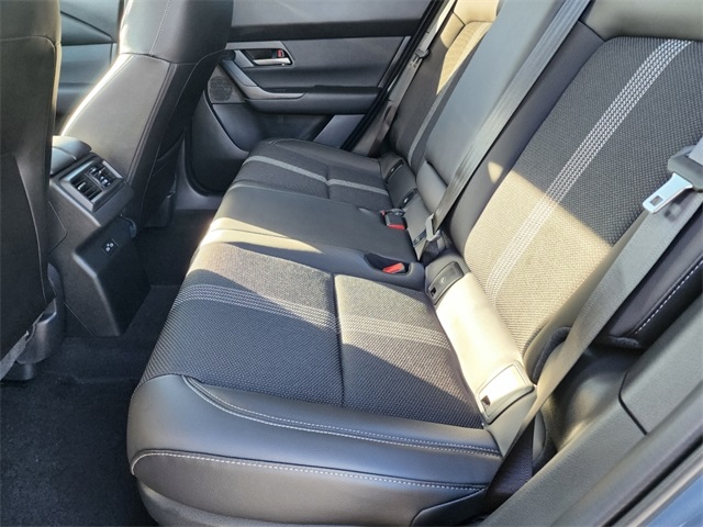2025 Mazda CX-50 Preferred photo 2
