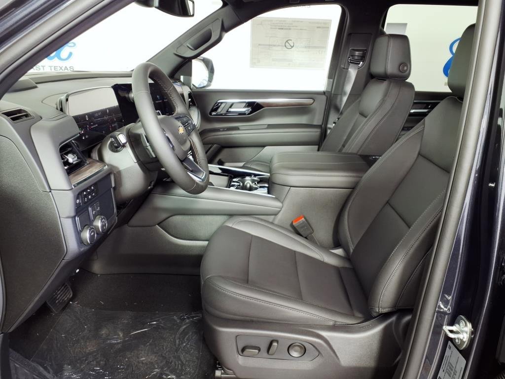 2025 Chevrolet Tahoe LT photo 16