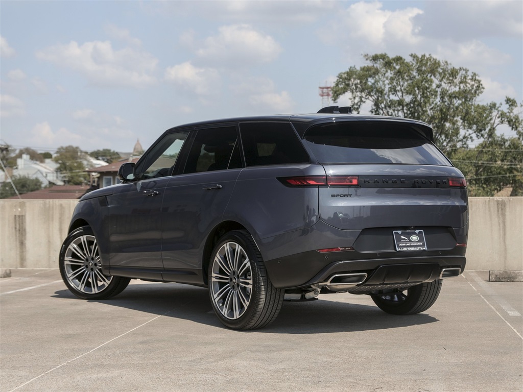 2025 Land Rover Range Rover Sport SE photo 2