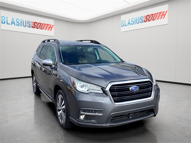 2019 Subaru Ascent Touring's photo