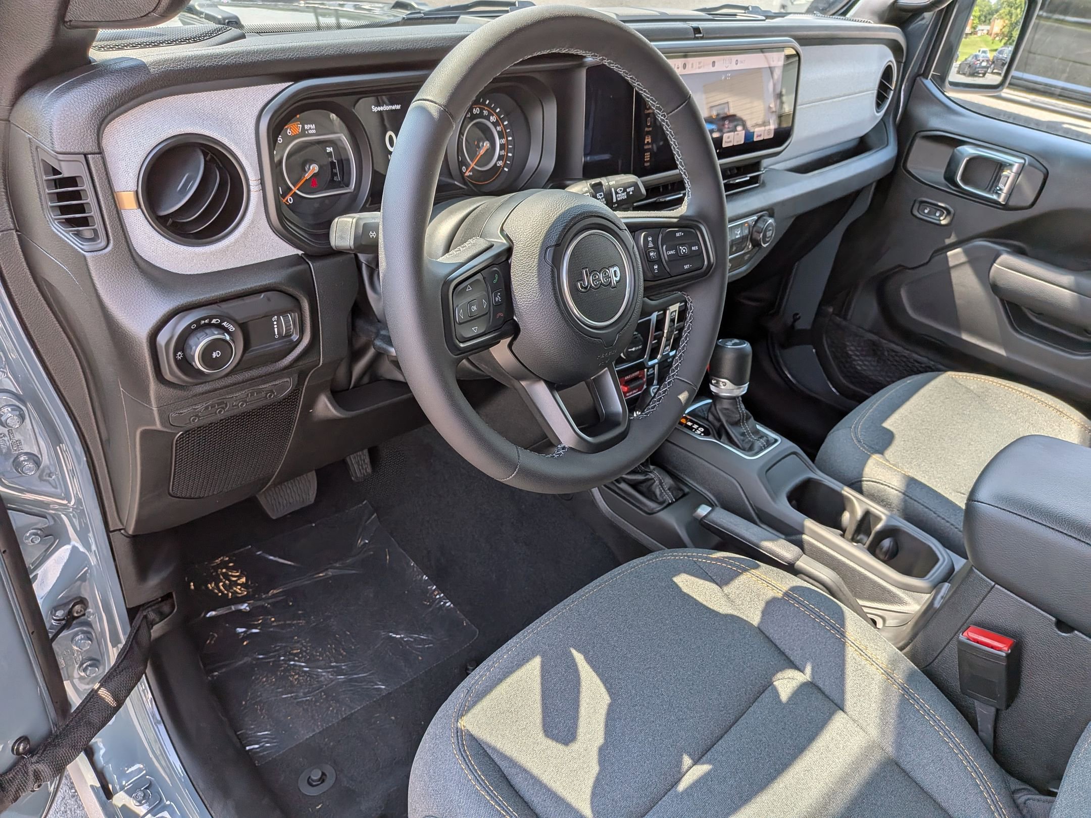 2025 Jeep Wrangler Willys photo 10