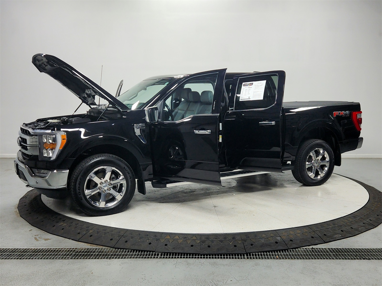 2022 Ford F-150 Lariat photo 11