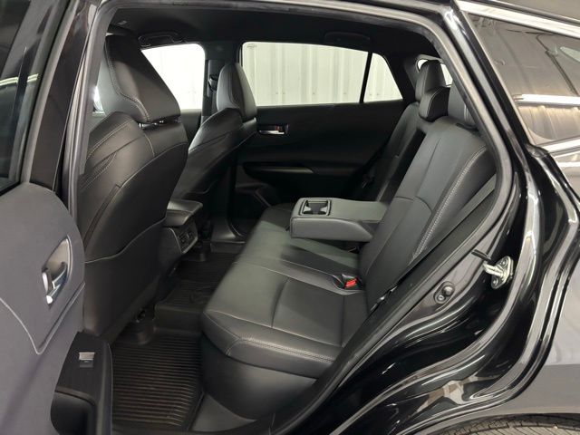 2023 Toyota Venza XLE photo 11