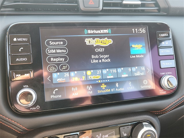 2025 Nissan Versa SR photo 10