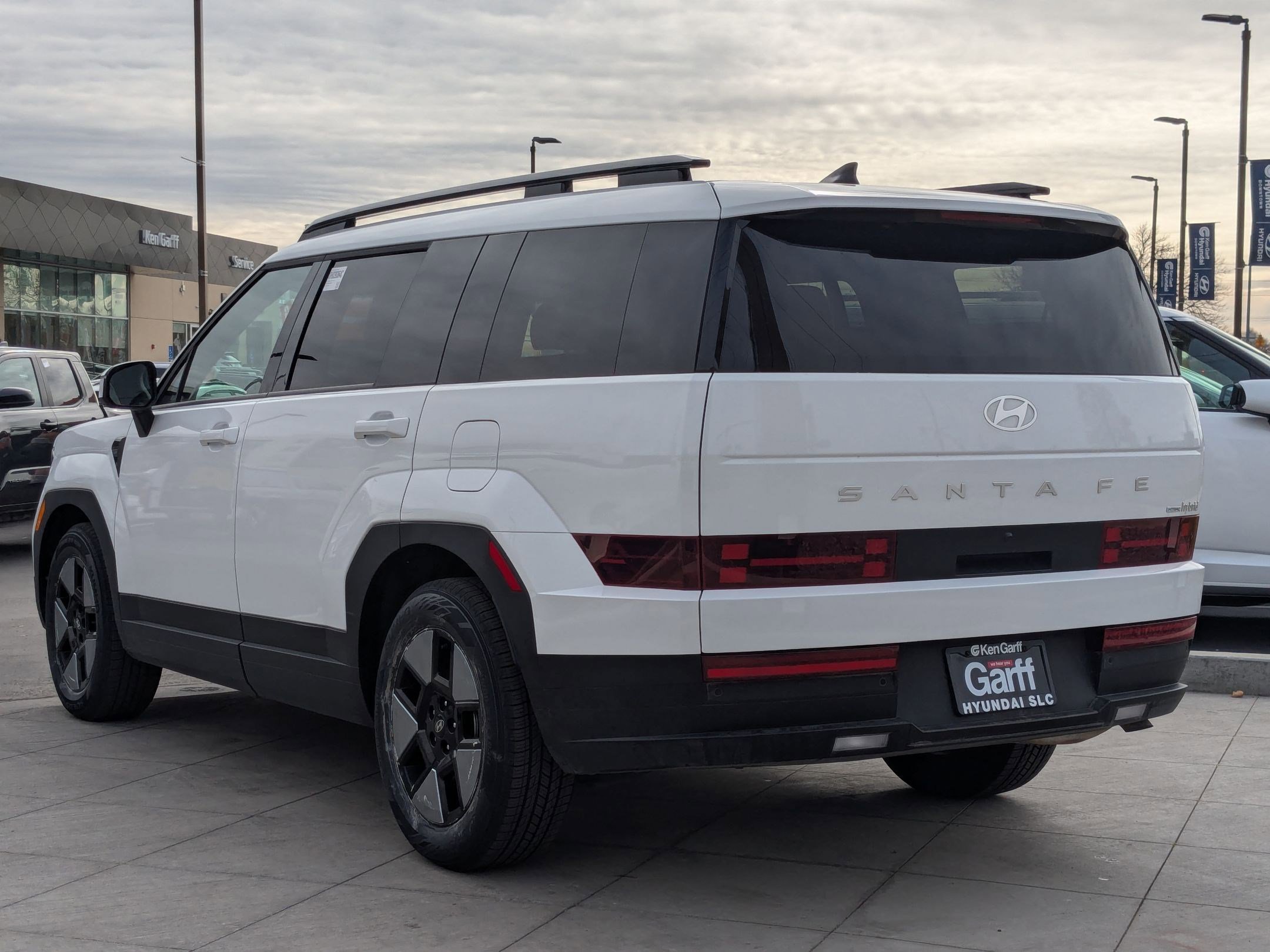 2025 Hyundai Santa Fe SEL photo 4