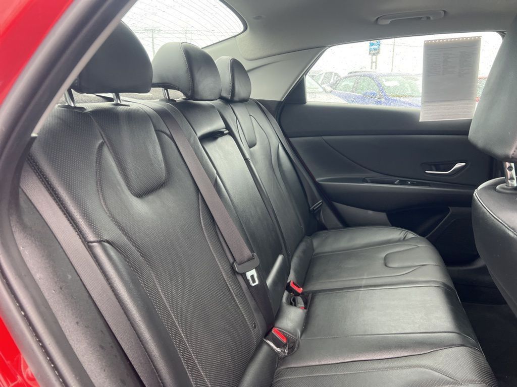 2022 Hyundai Elantra Limited photo 20