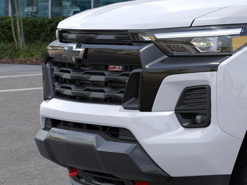 2025 Chevrolet Colorado Z71 photo 14