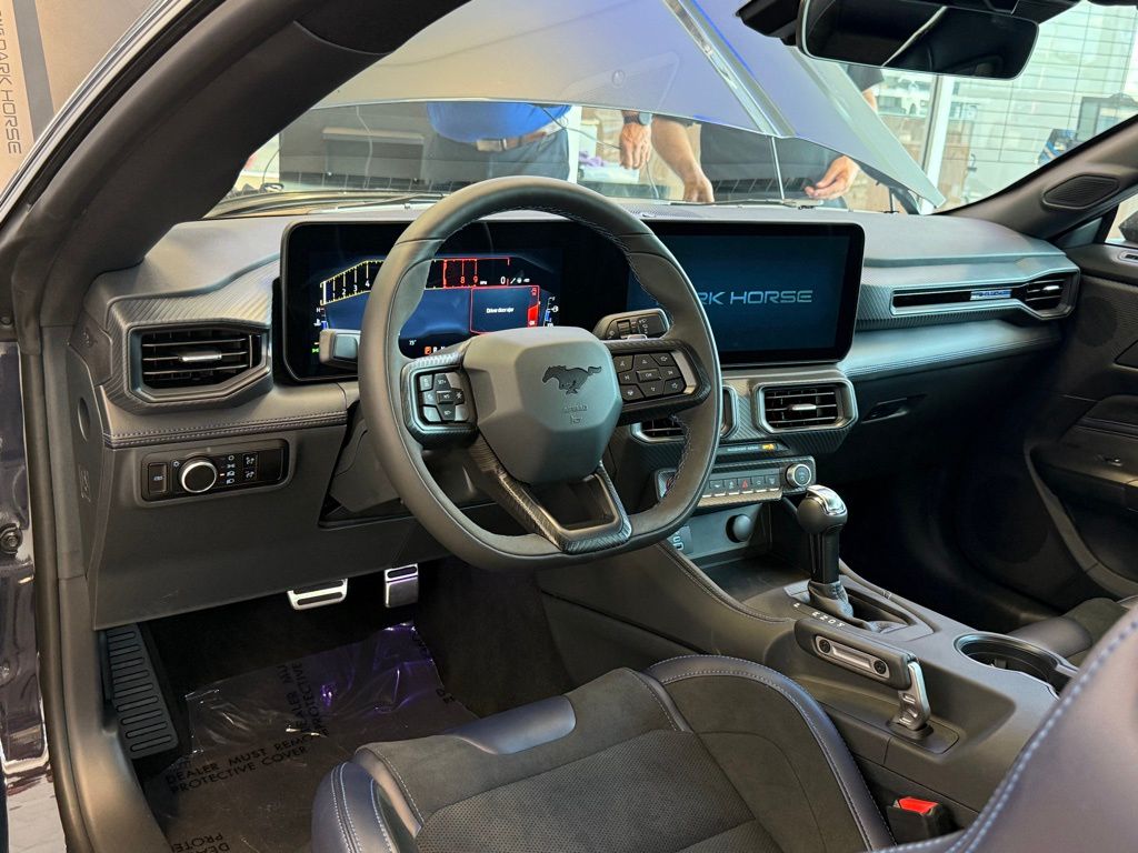 2025 Ford Mustang Dark Horse Premium photo 3