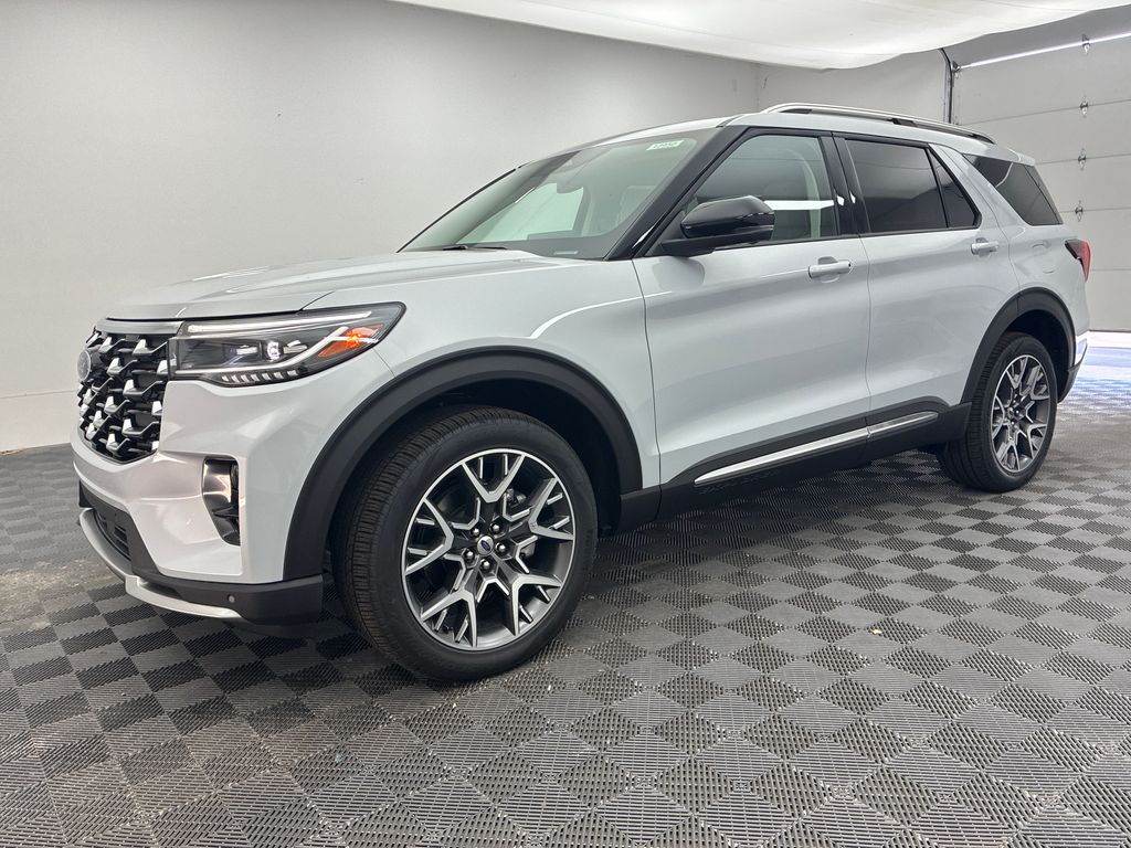 2025 Ford Explorer Platinum photo 2