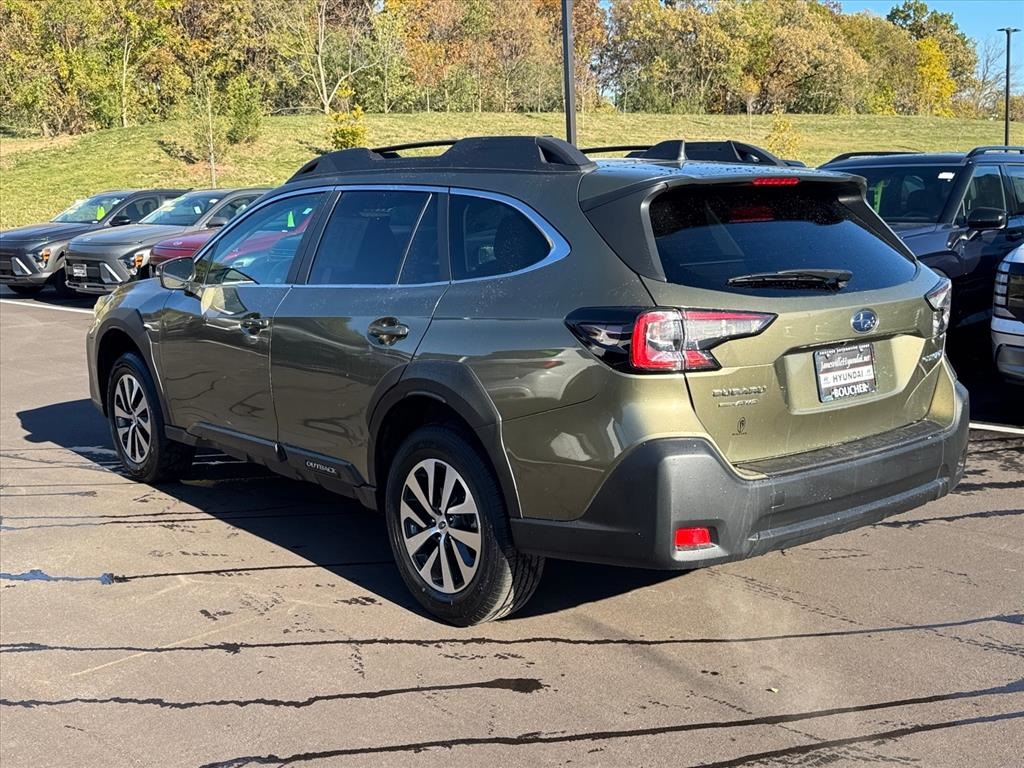 2024 Subaru Outback Premium photo 2