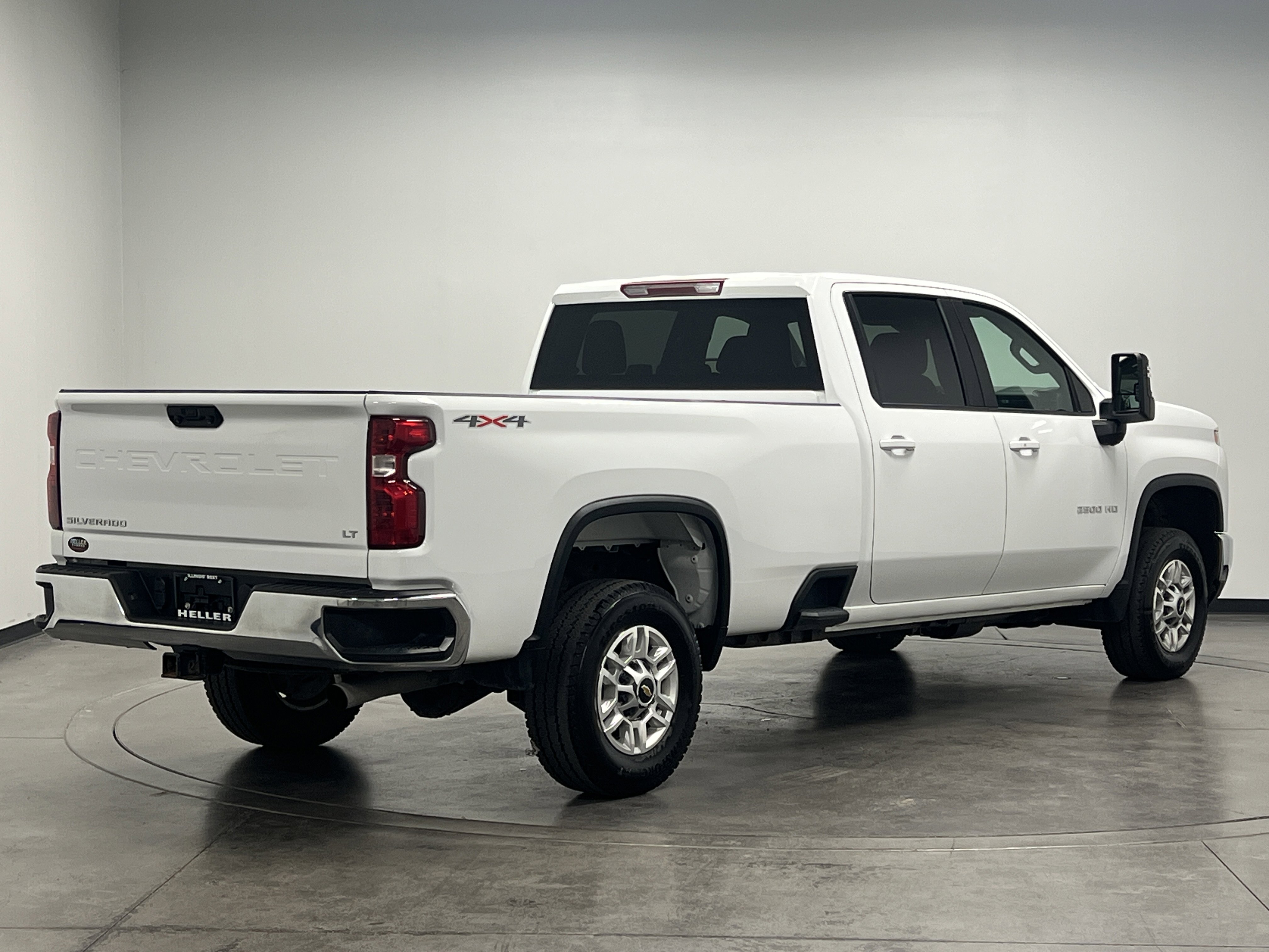 2024 Chevrolet Silverado 2500HD LT photo 7