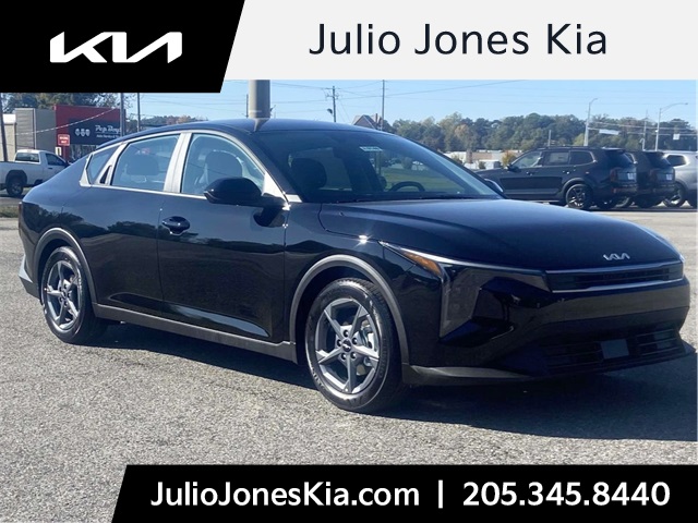 2025 Kia K4 LXS's photo