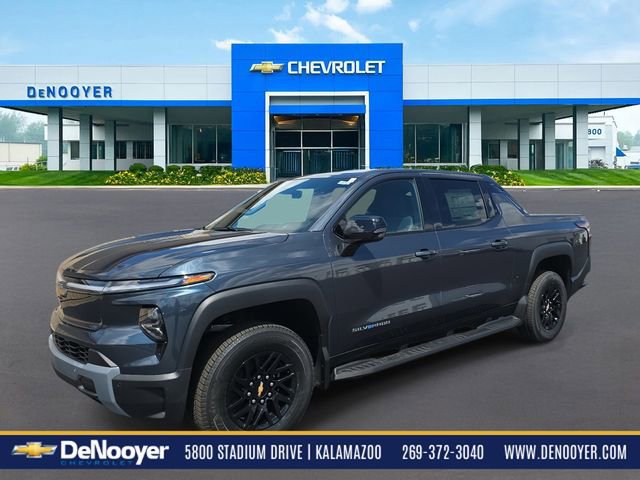 2025 Chevrolet Silverado EV LT's photo