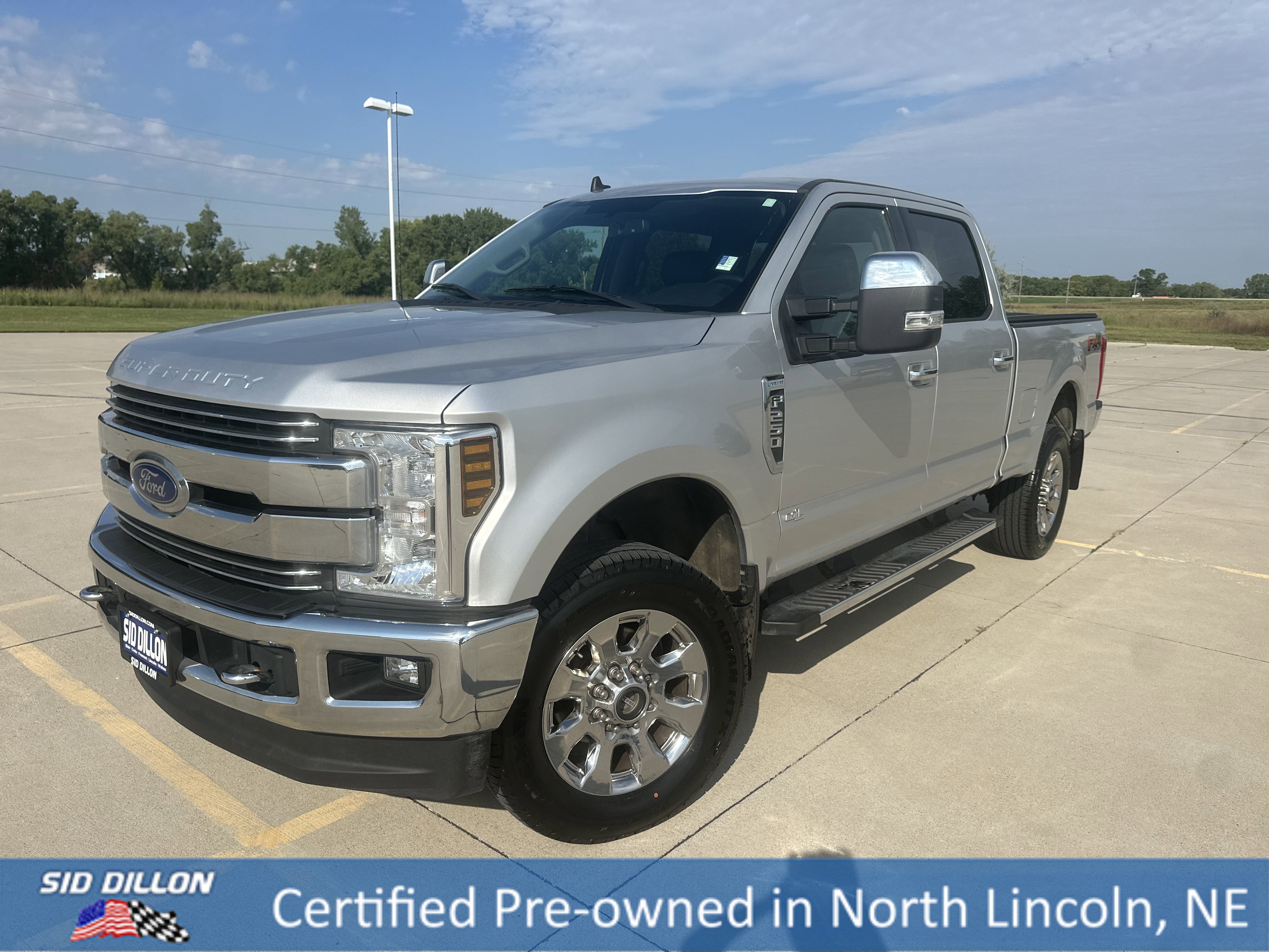 2019 Ford F-250 Super Duty Lariat's photo
