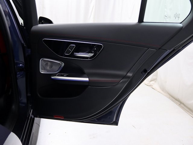 2025 Mercedes Benz C 43 AMG 4MATIC photo 31