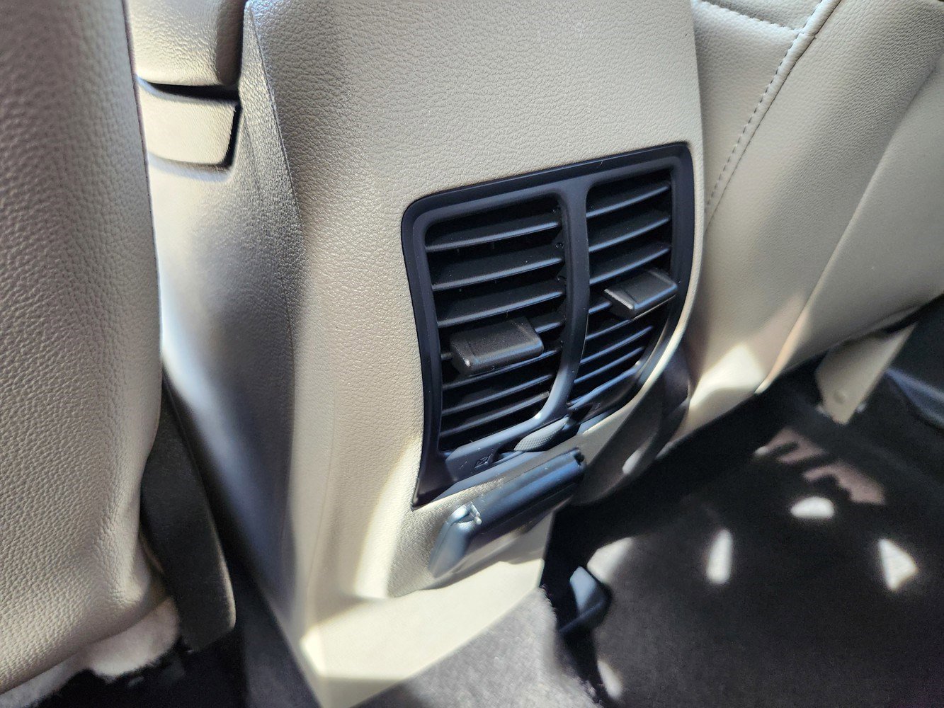 2017 Ford Escape Titanium photo 29