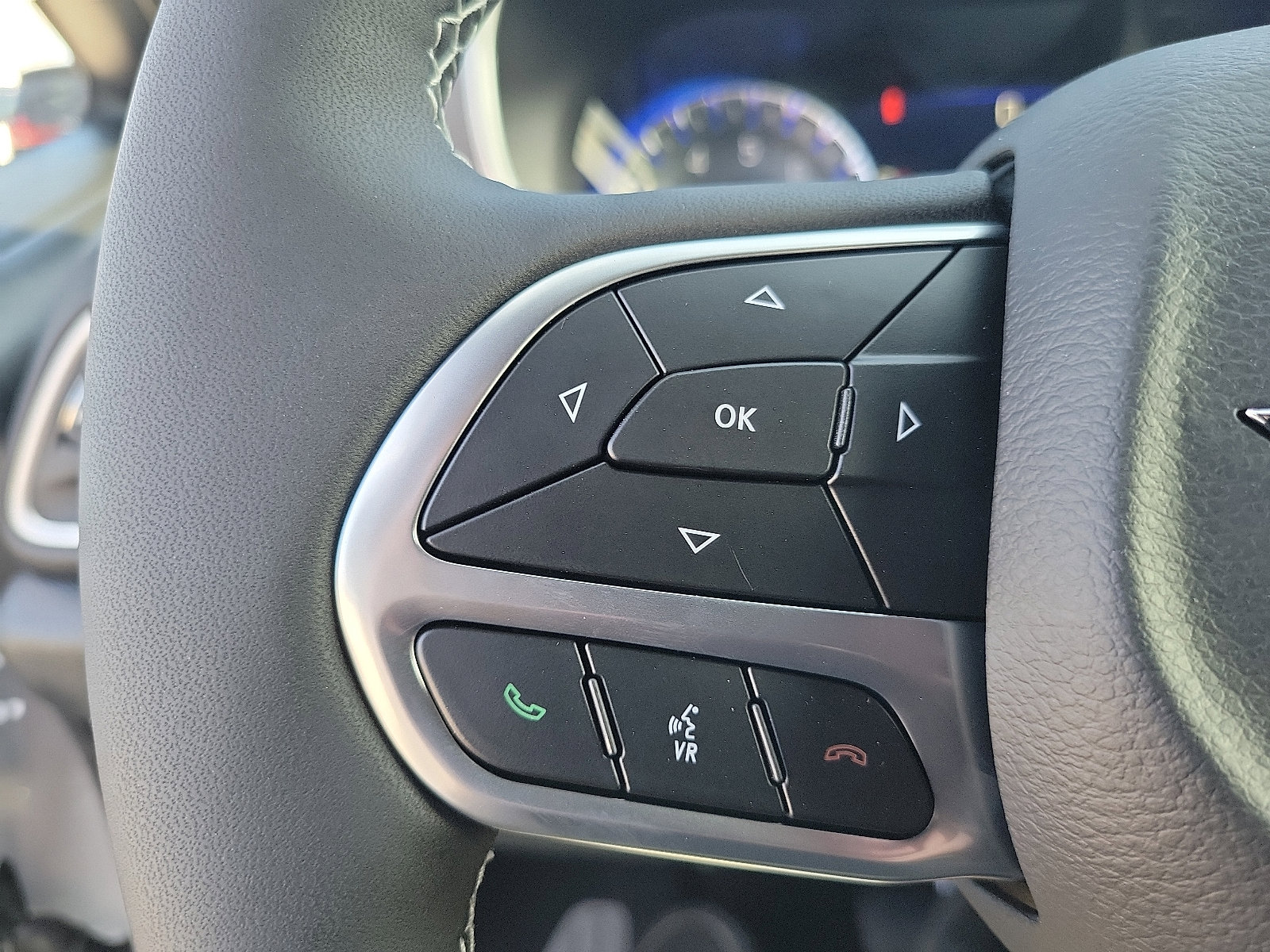 2026 Chrysler Voyager LX photo 5